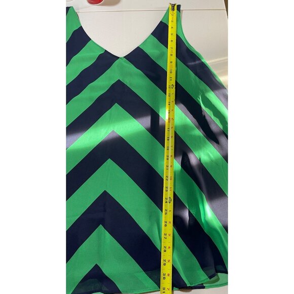Lane Bryant Green & Navy Chevron Striped Tank Top 24L Flowy Sleeveless Plus Size - Picture 5 of 10